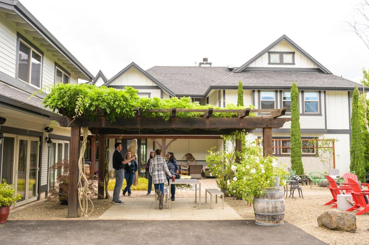 The Setting Inn Willamette Valley 纽伯格 外观 照片